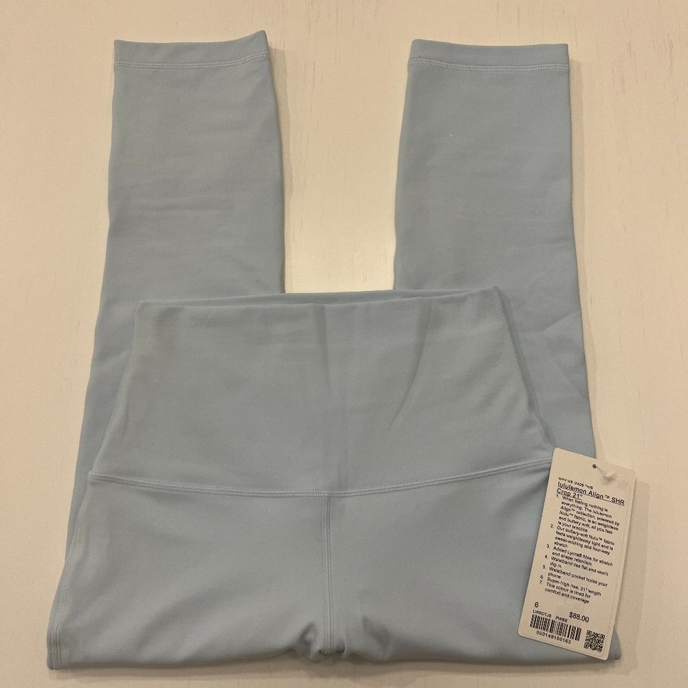 NWT Lululemon Align Crop 21" light blue leggings  Sz 6